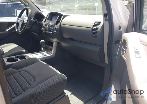 2010 Nissan Pathfinder Se z USA, uszkodzony, nr VIN 5N1AR1NB3AC606320